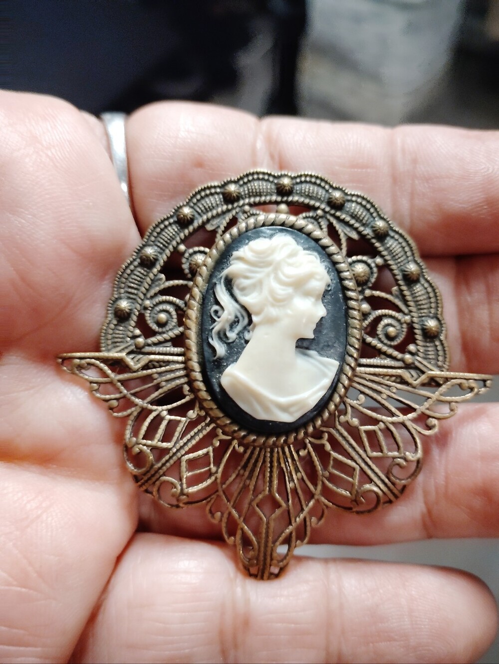Vintage Brass Fillagree Cameo Brooch in Black and Cream